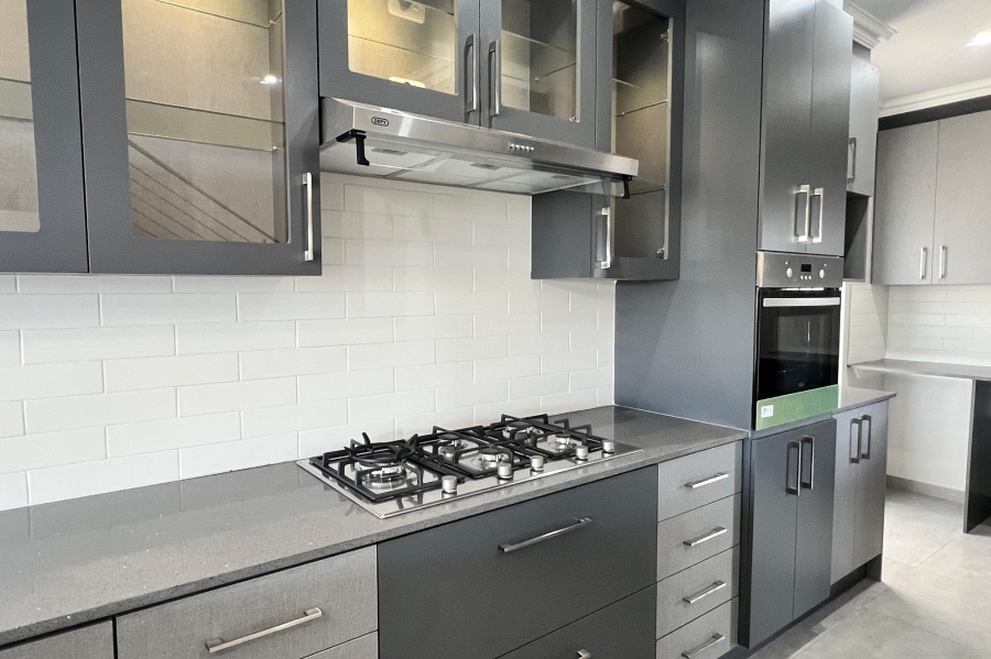 3 Bedroom Property for Sale in Wavecrest Eastern Cape